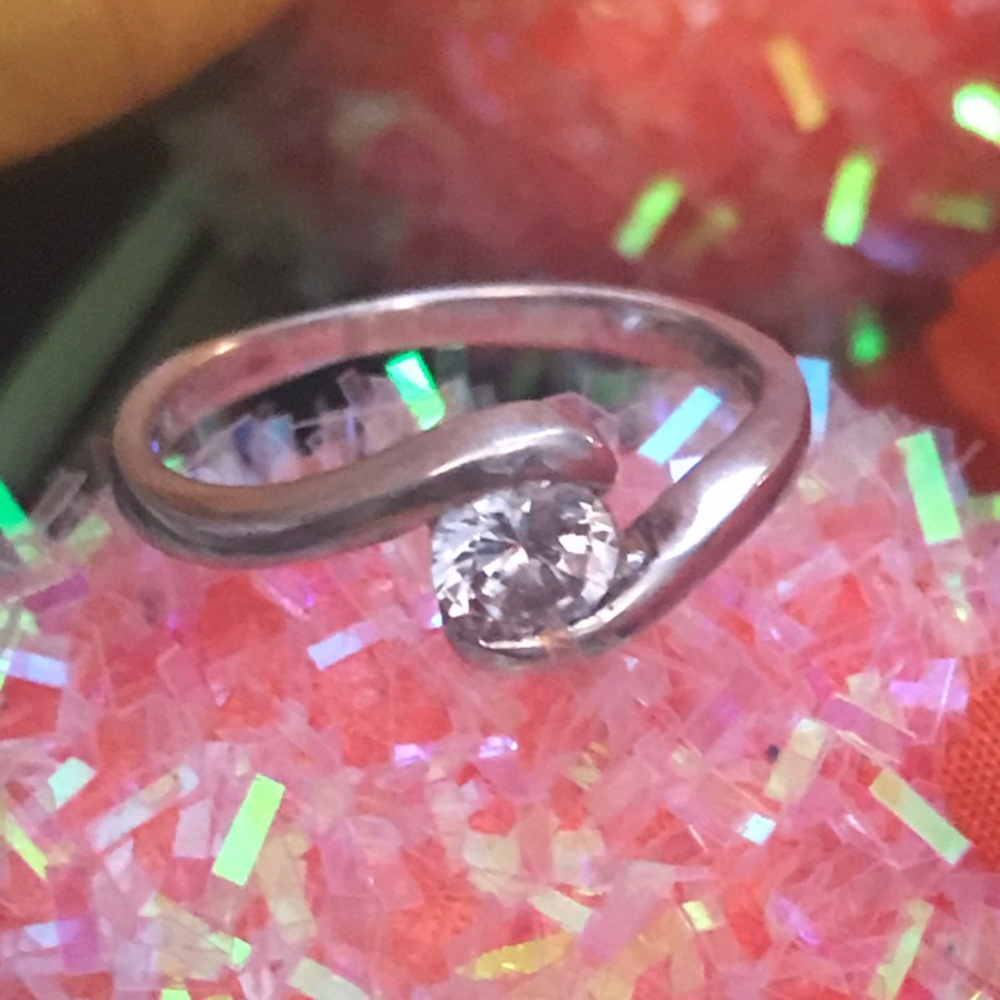 Stamped Sterling Silver & Cz Ring - Picture 2 of 4